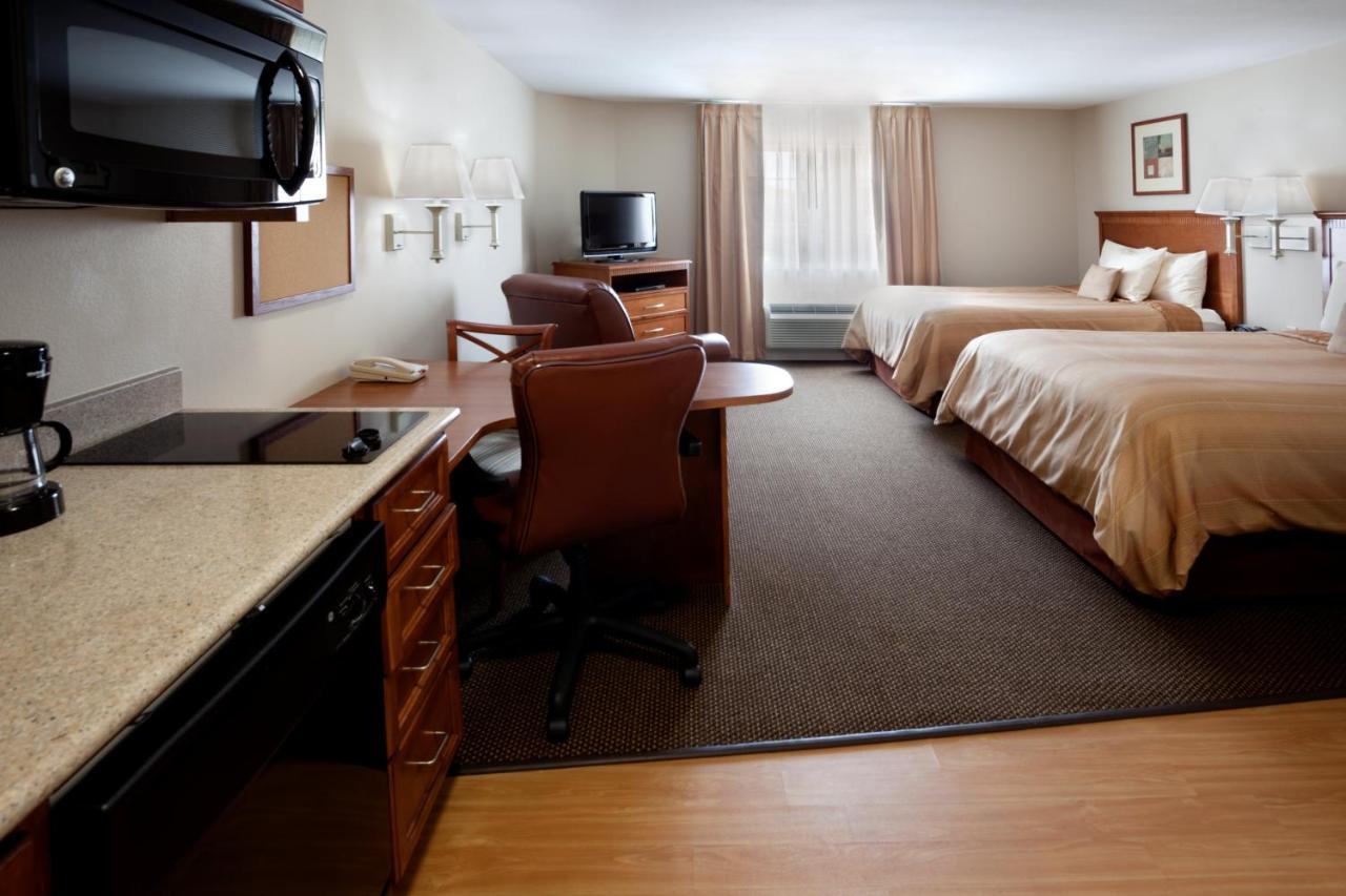 Candlewood Nw Near Seaworld By Ihg Hotel 3*